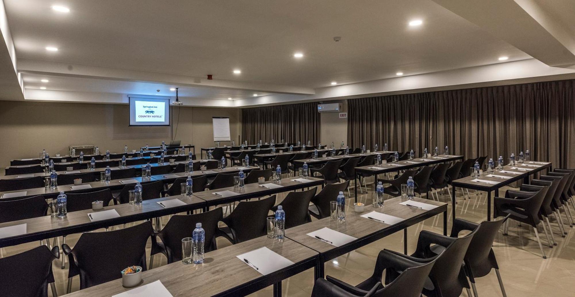 Springbok Inn Εξωτερικό φωτογραφία